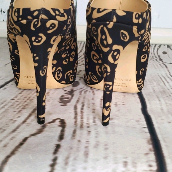 Altuzarra shoes - Picture 3 of 6